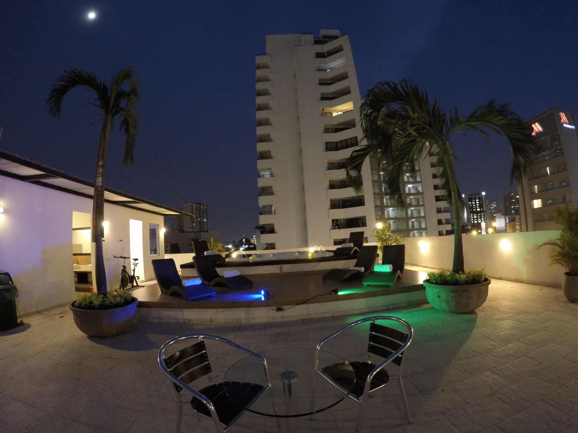 Aqua Granada Hotel Cali Exteriér fotografie